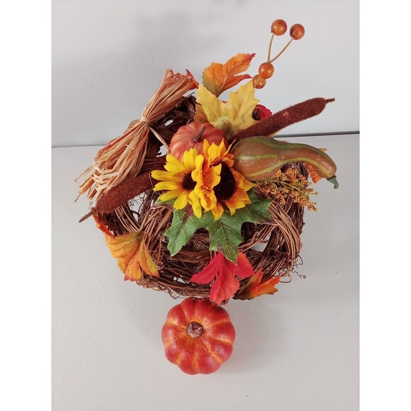 Harvest/Thanksgiving Small Table Centerpiece Pumpkins Gourds Galore - Picture 9 of 16